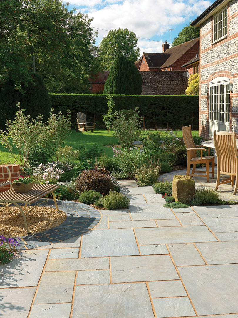 Kandla Light Grey Sandstone Paving