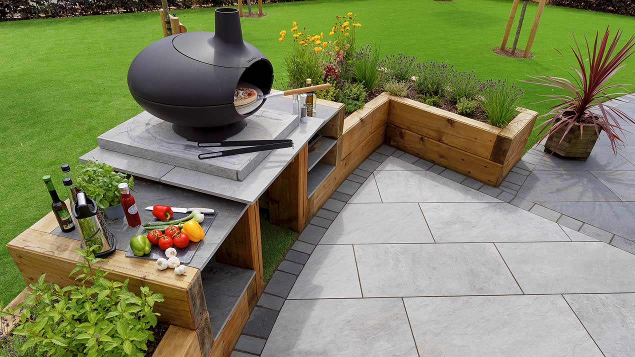 Outdoor Kitchen Pizza Oven - Dolomite Moon Paving