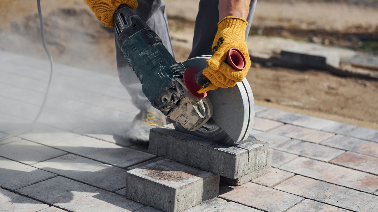 Cutting Block Paving