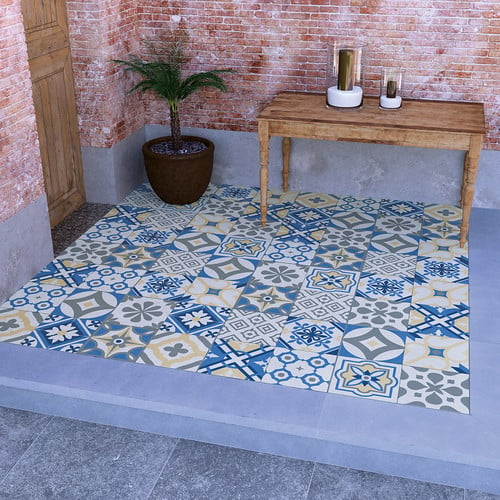 Mosaic pattern patio paving