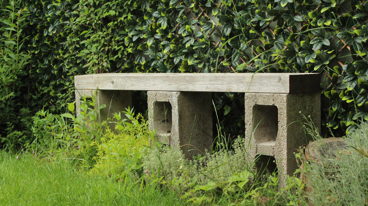 upcycled garden bench