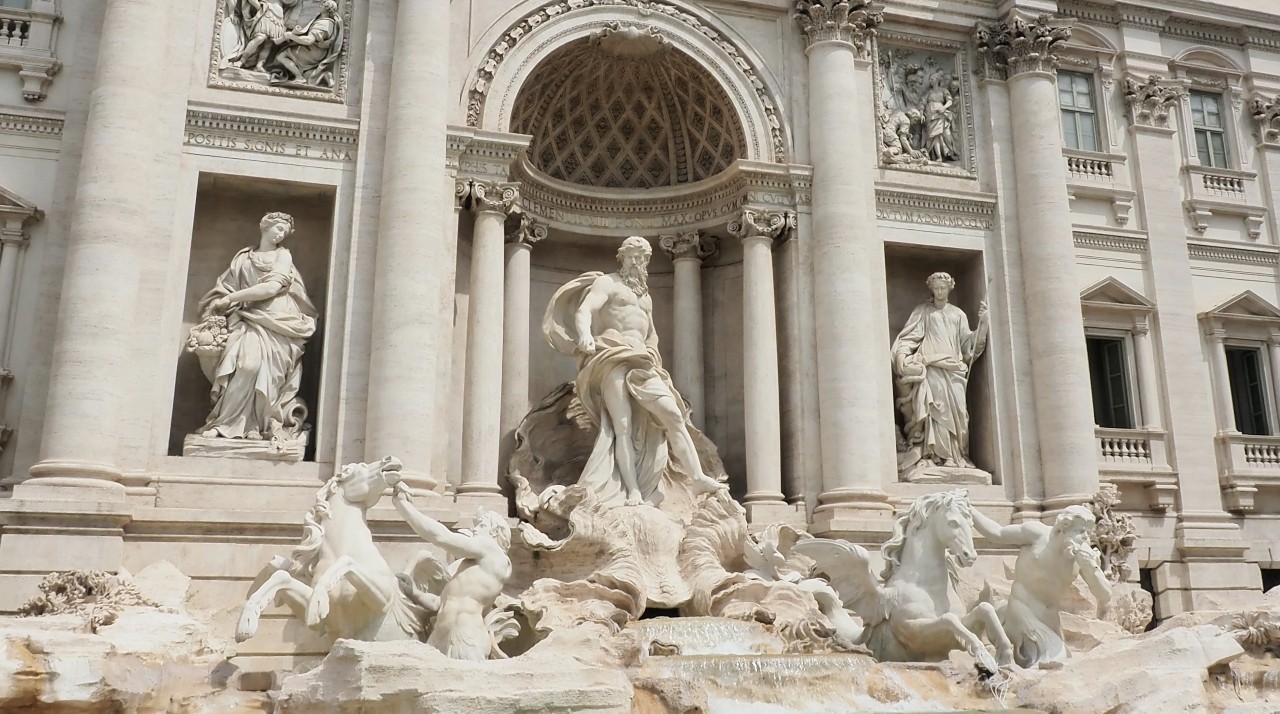 trevi fountain marble