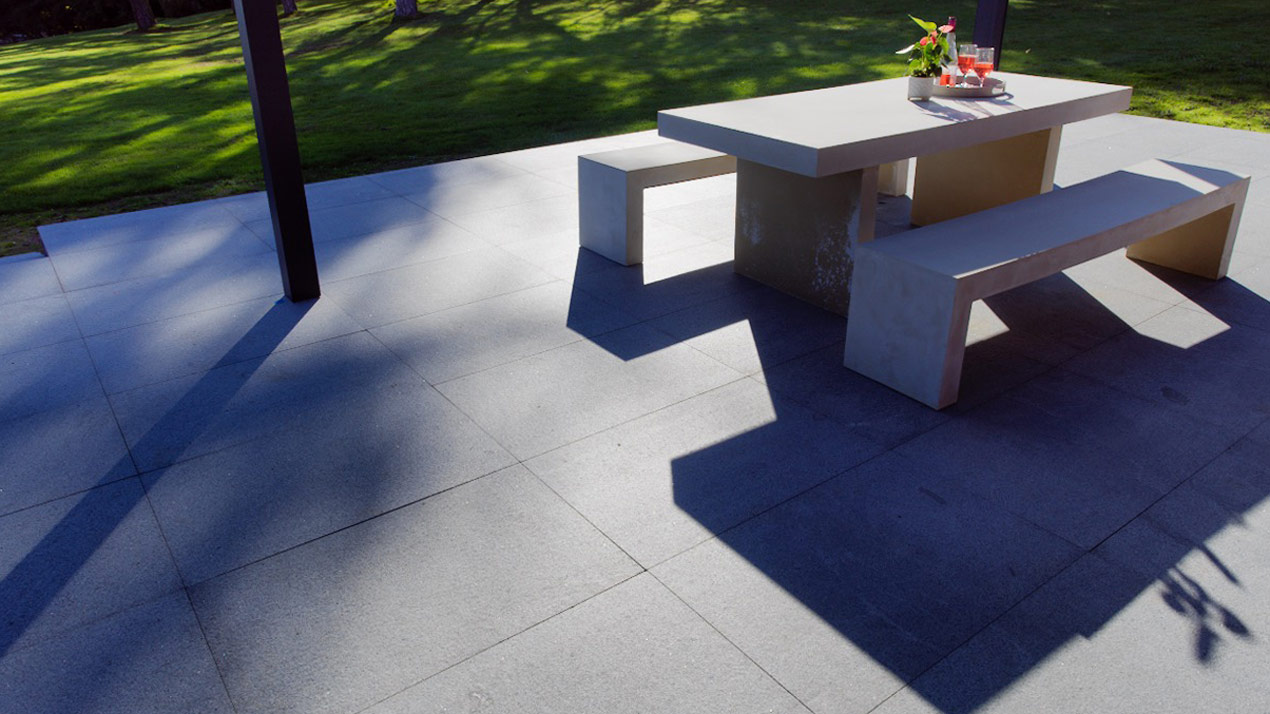 Stack Bond Laying Pattern - Carbon Granite Porcelain