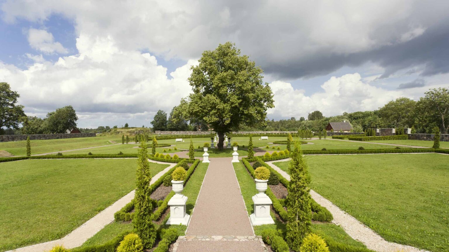 Formal Garden - Ordered